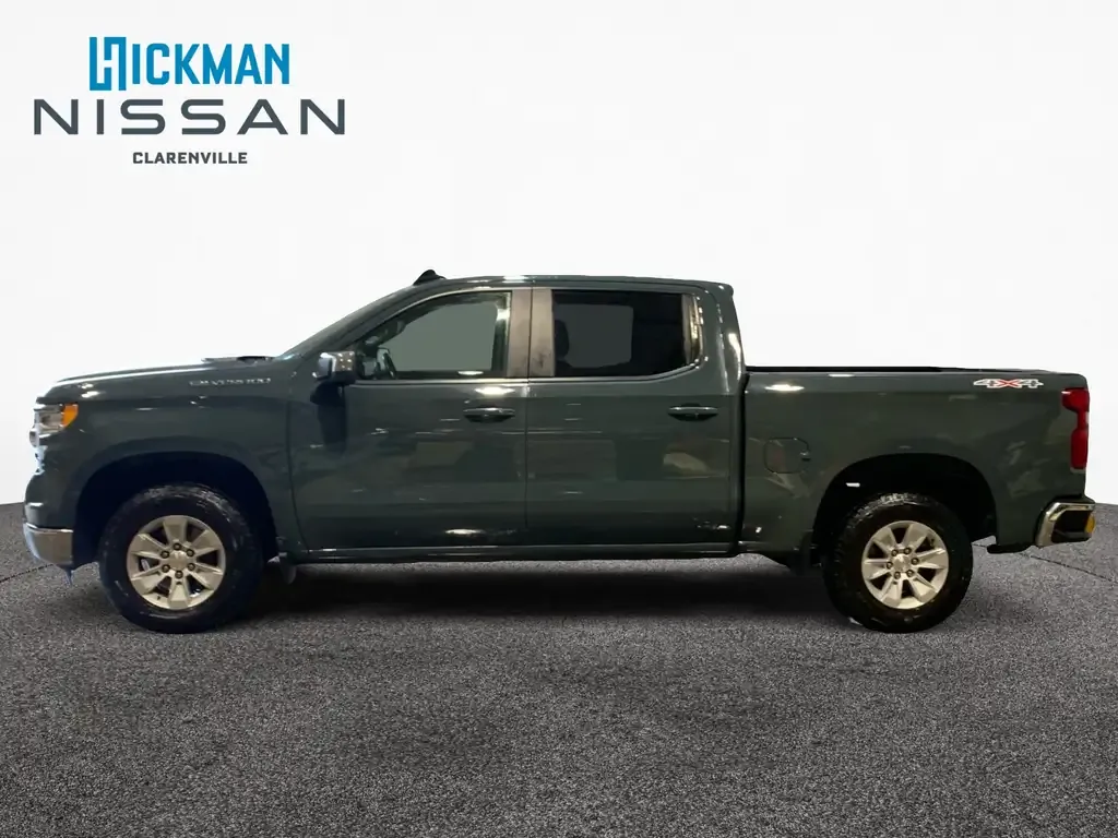 Chevrolet Silverado 1500 2025 photo 2