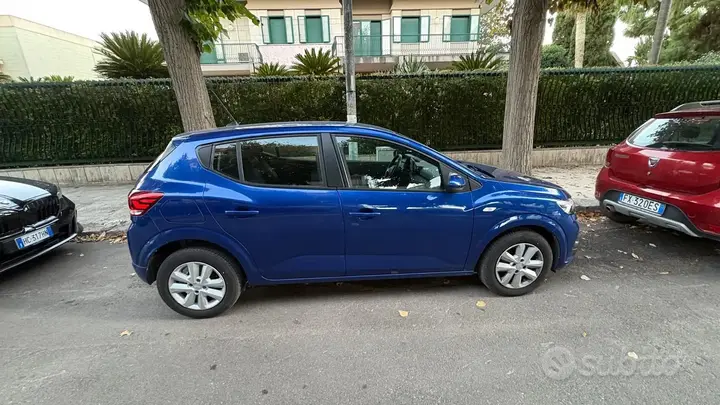 Dacia Sandero 2023 photo 2