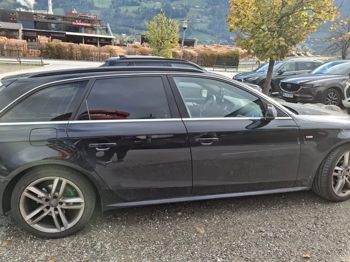 Audi A4 Allroad 2012 photo 2