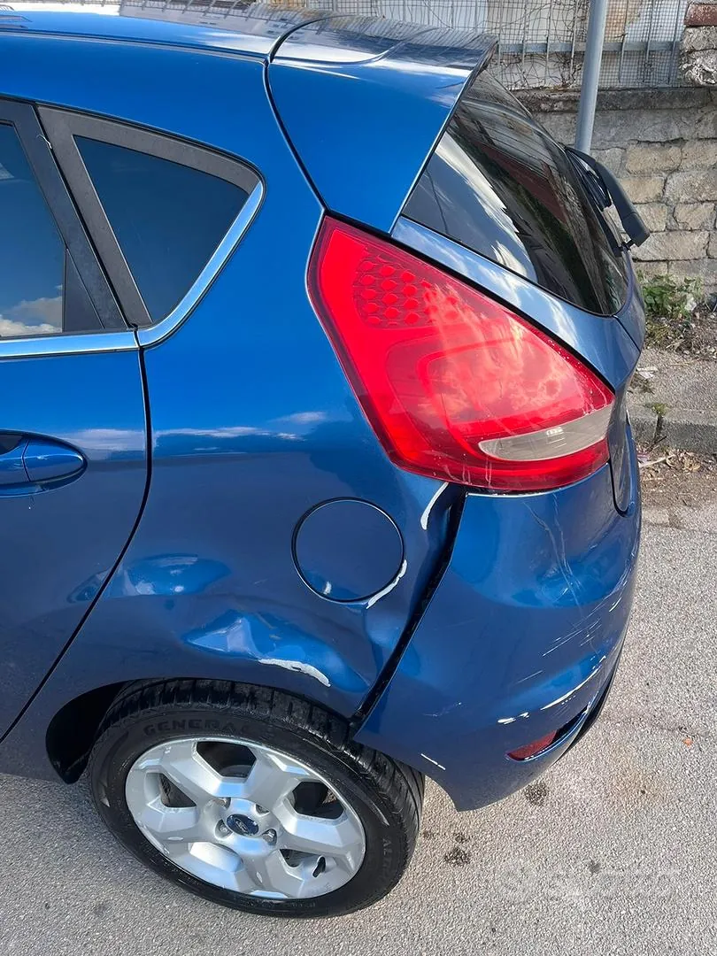 Ford Fiesta 2009 photo 4