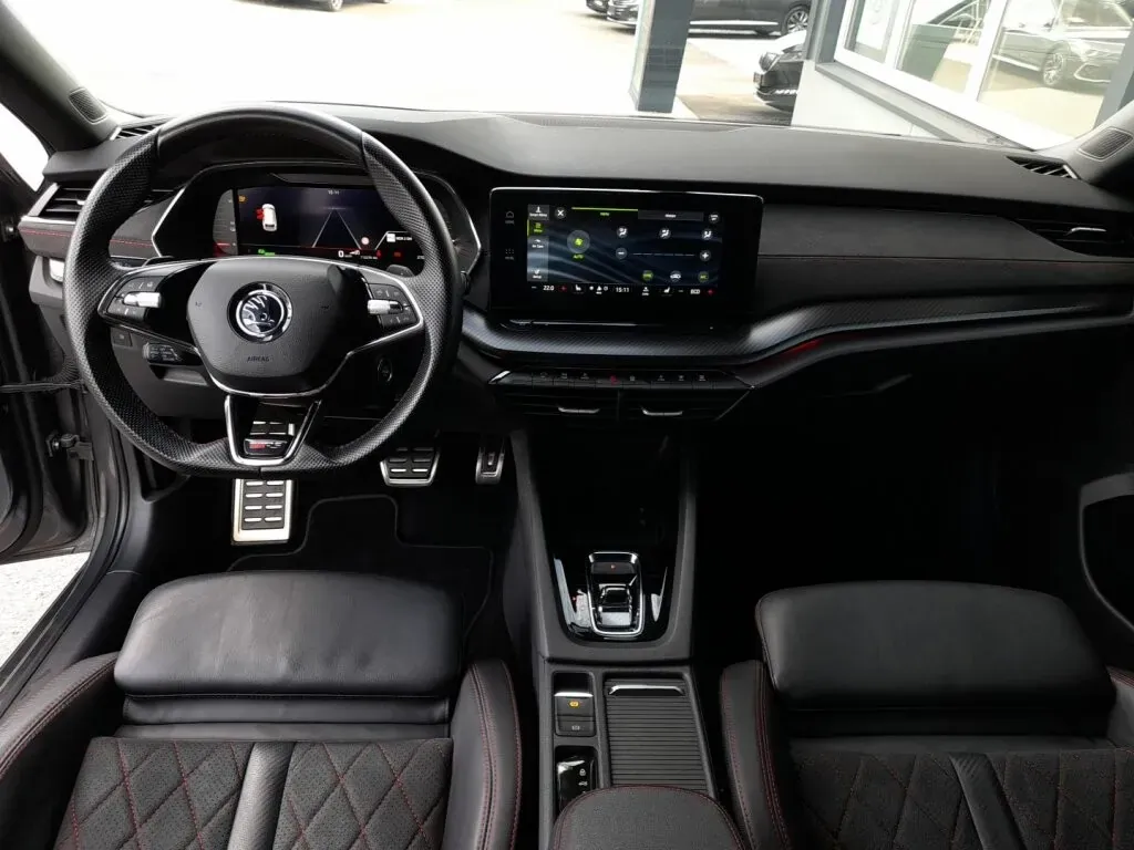 Skoda Octavia 2023 photo 3