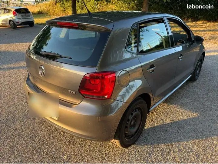Volkswagen Polo 2009 photo 2