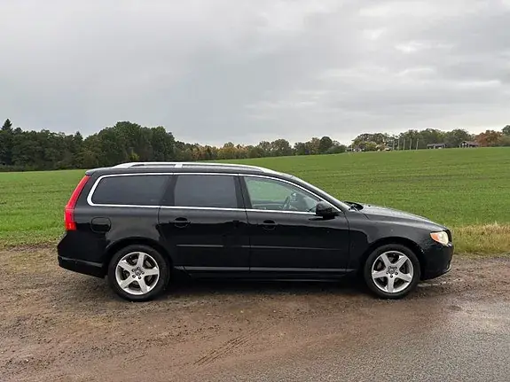 Volvo V70 2011 photo 4