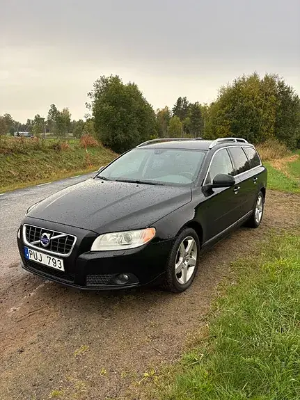 Volvo V70 2011 photo 5