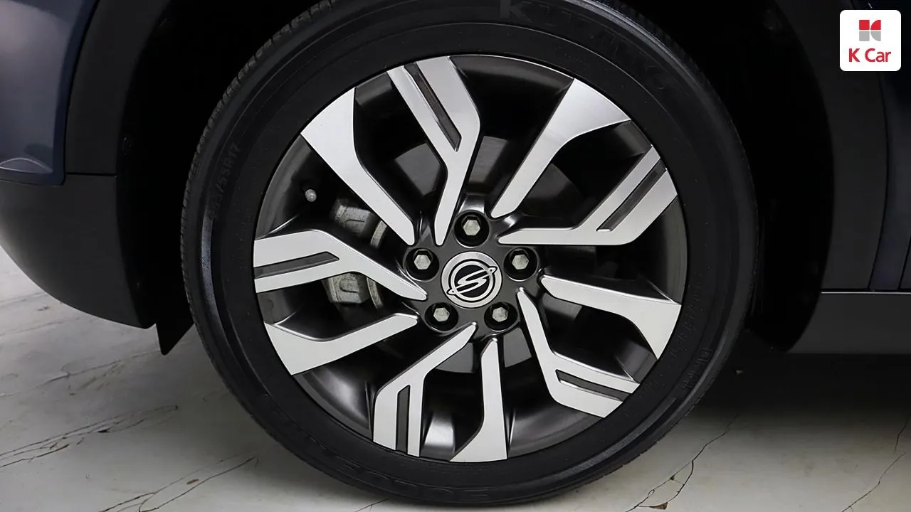 KG Mobility Tivoli Air 2019 photo 5