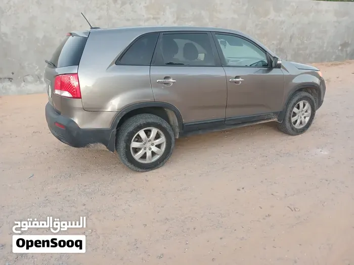 Kia Sorento 2012 photo 3