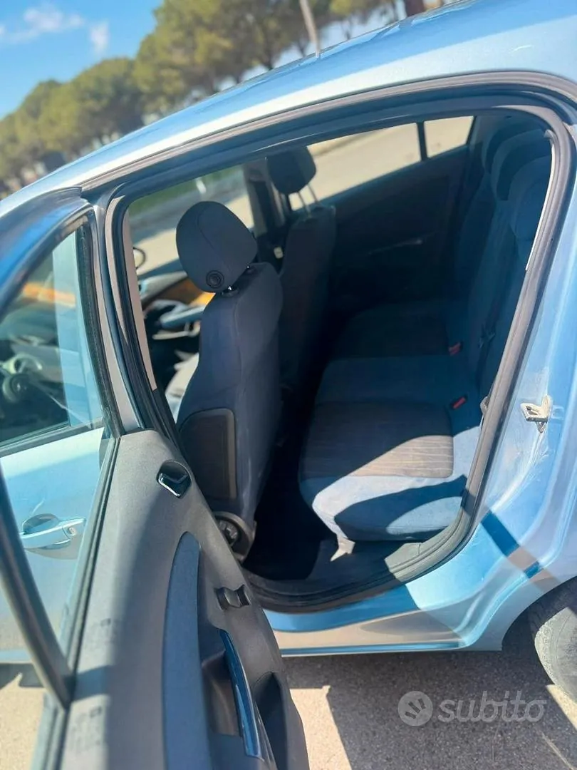 Opel Corsa 2008 photo 2