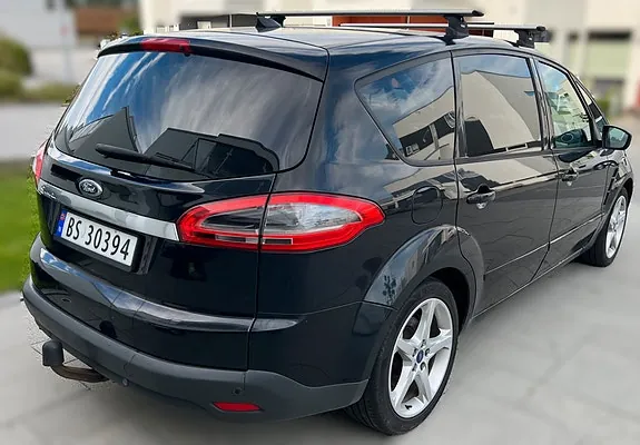 Ford S-Max 2011 photo 2
