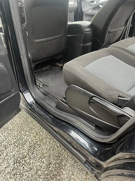 Ford S-Max 2011 photo 5