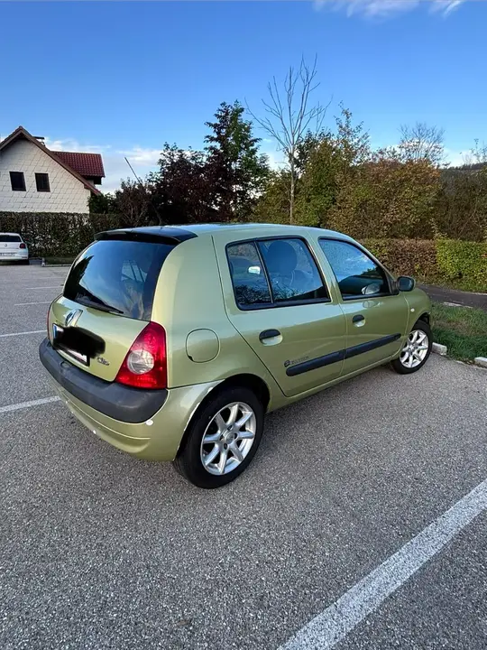 Renault Clio 2003 photo 3