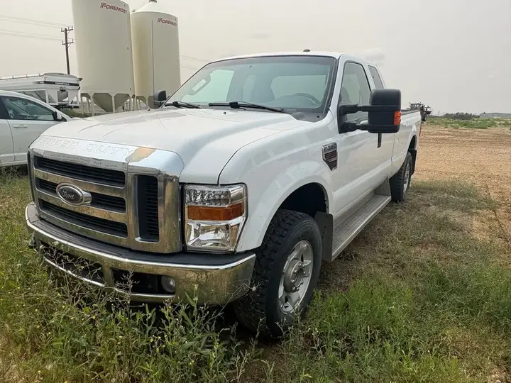 Ford F350 2010 photo 2