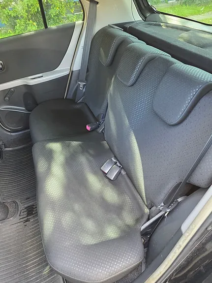 Toyota Yaris 2010 photo 3
