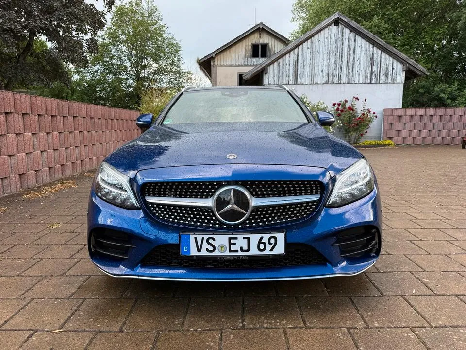 Mercedes-Benz C200