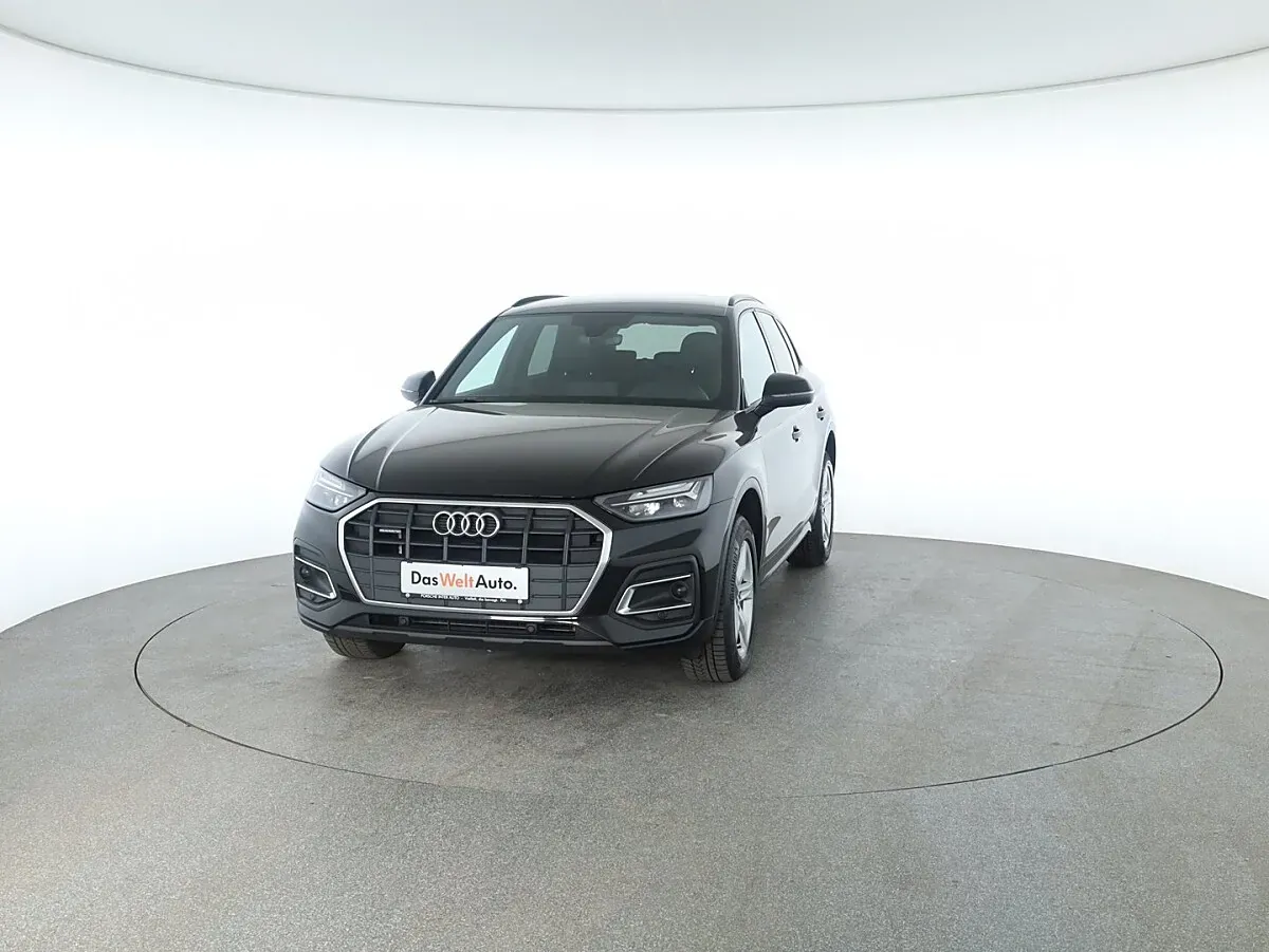 Audi Q5 2022 photo 2