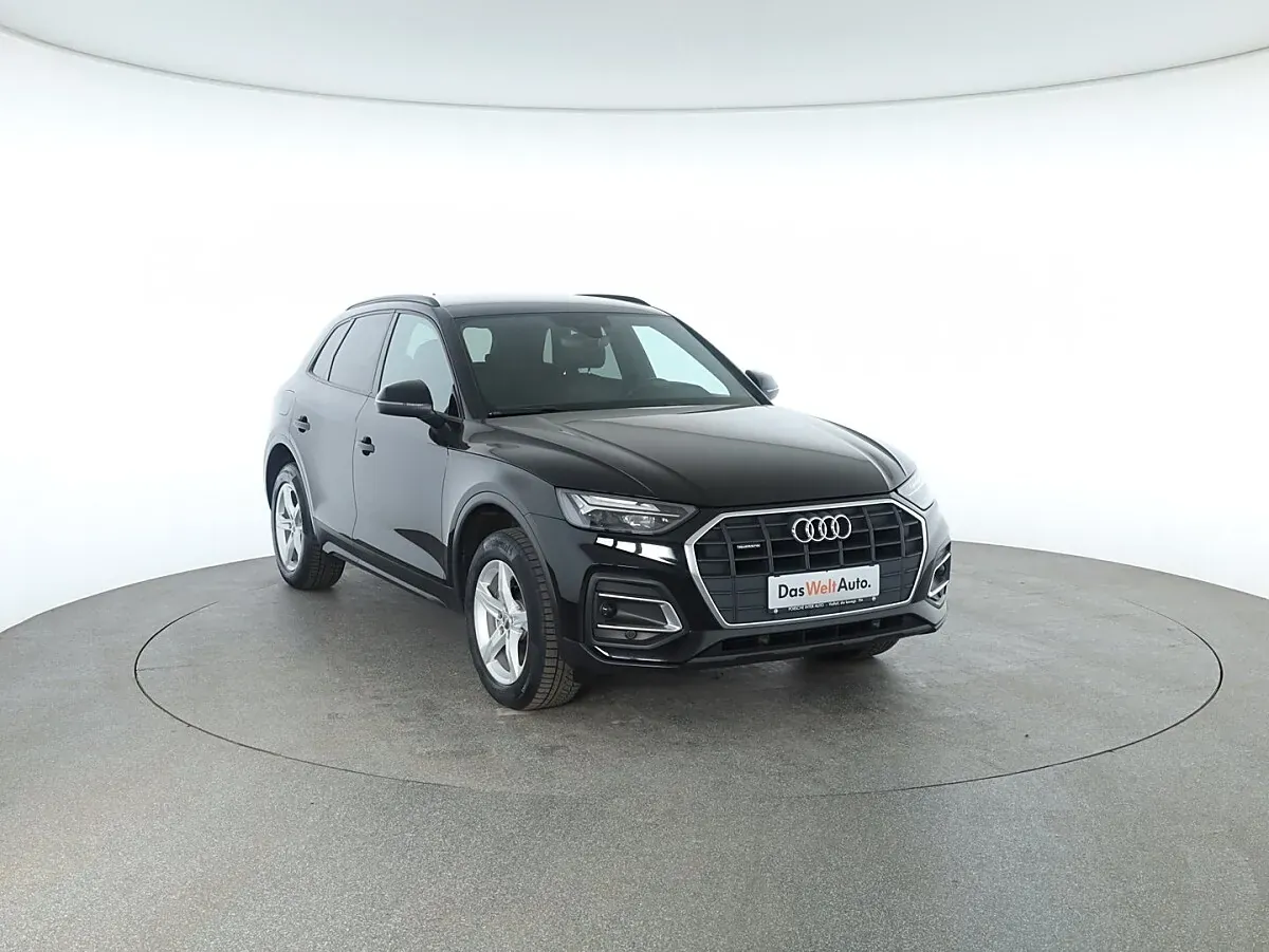 Audi Q5 2022 photo 3