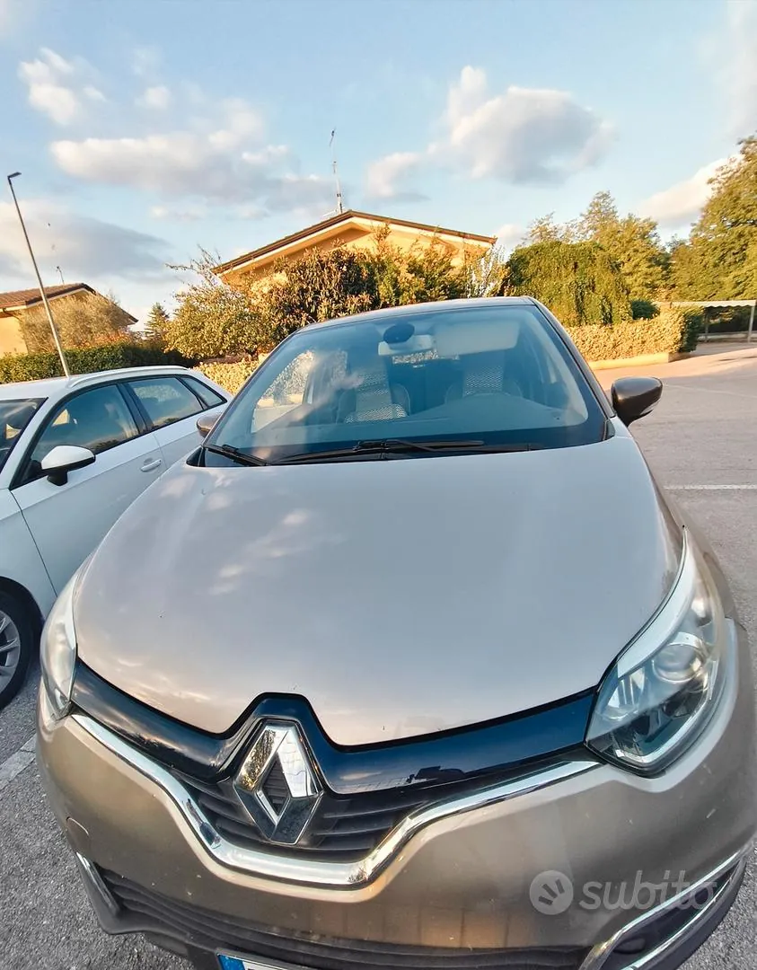 Renault Captur 2016 photo 2