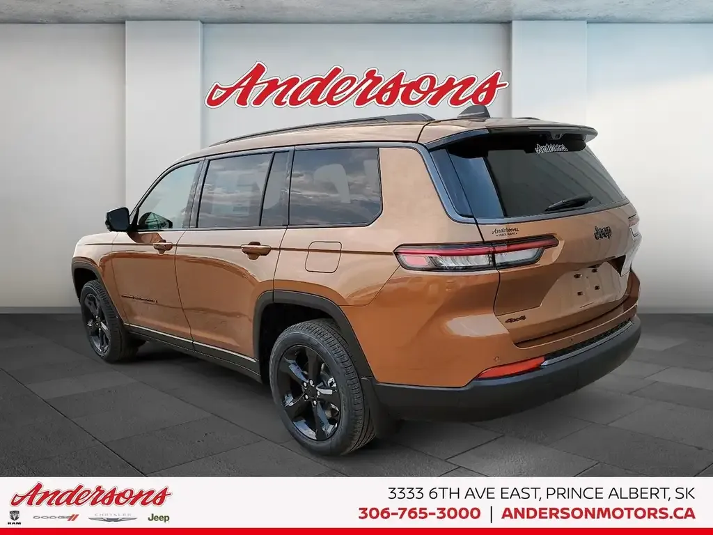 Jeep Grand Cherokee 2026 photo 4