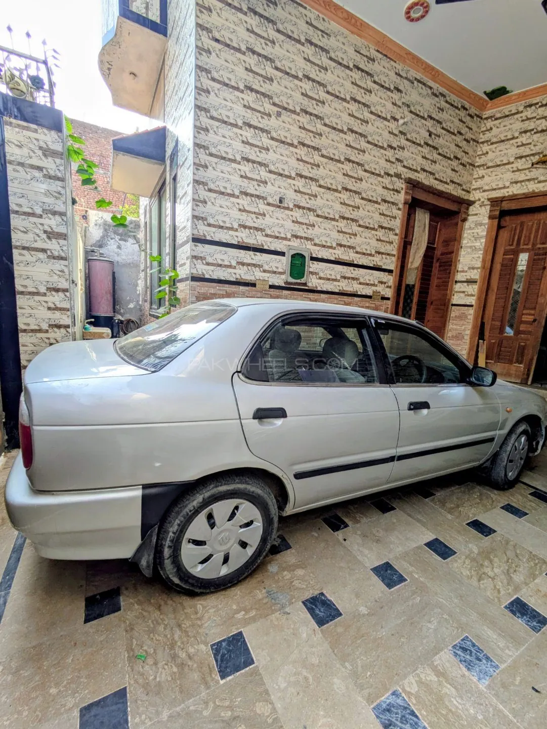 Suzuki Baleno