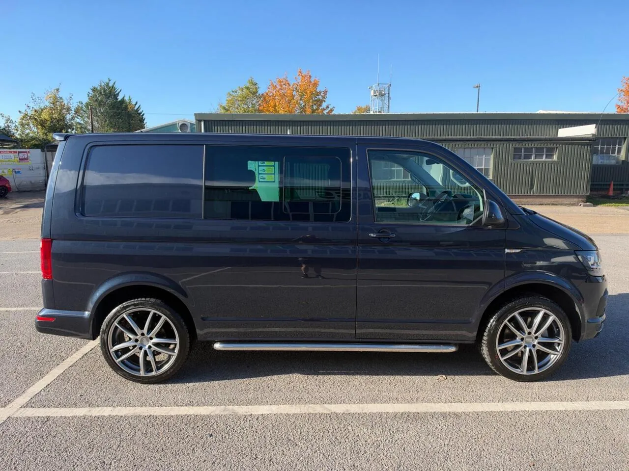 Volkswagen Transporter 2017 photo 2