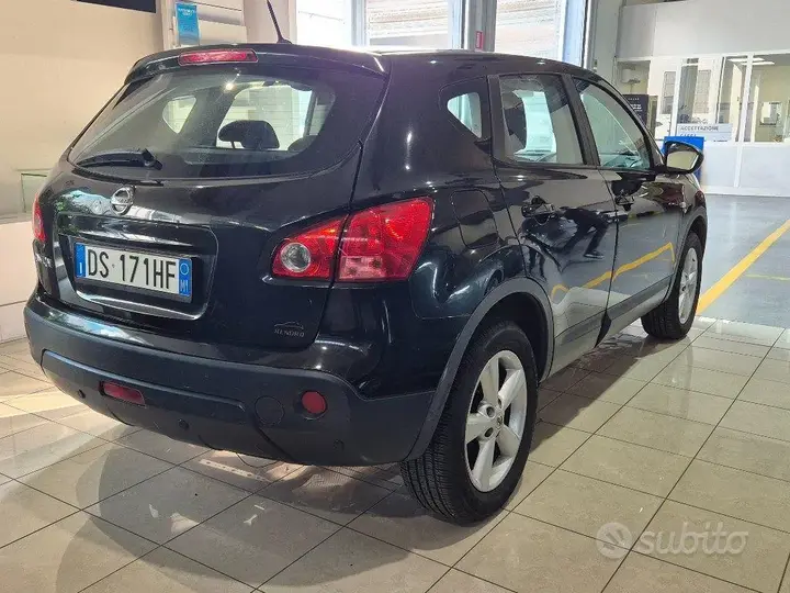 Nissan Qashqai 2008 photo 2