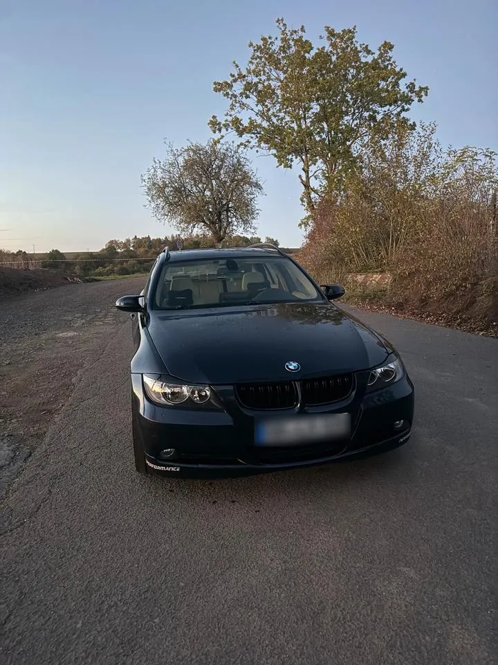 BMW 318I