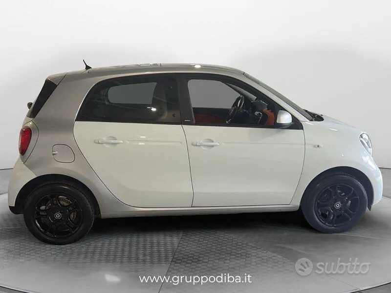 Smart Forfour 2017 photo 4