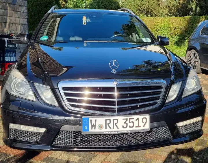 Mercedes-Benz E63 Amg