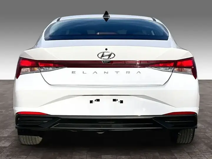 Hyundai Elantra 2023 photo 4