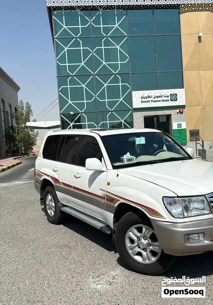 Toyota Land Cruiser 2004 photo 3