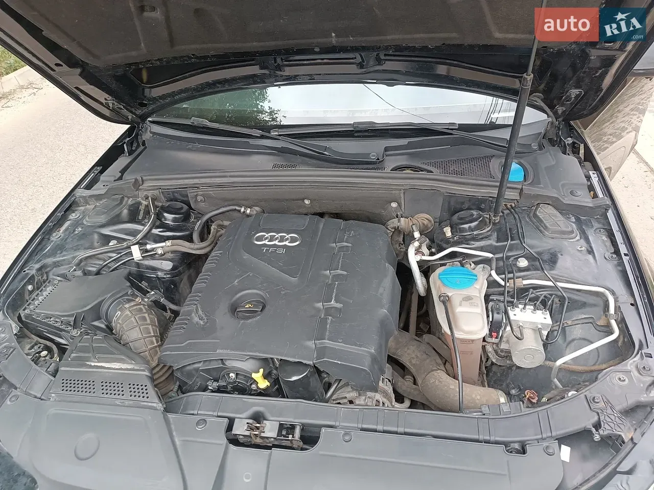 Audi A4 2015 photo 2
