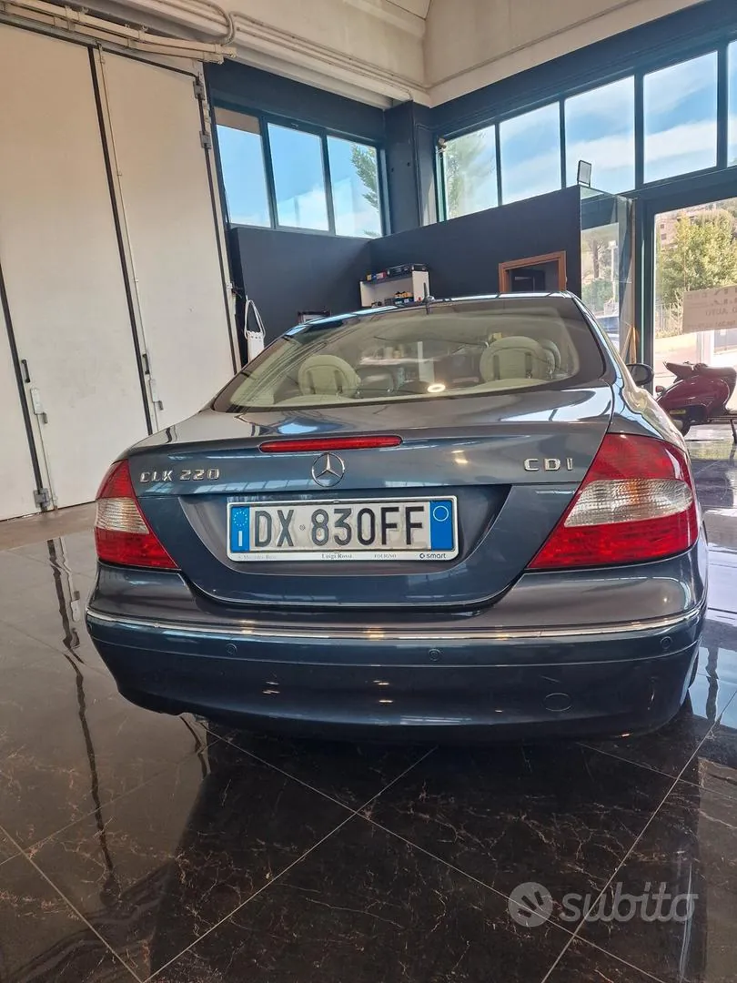 Mercedes-Benz Clk 220 Cdi 2009 photo 4