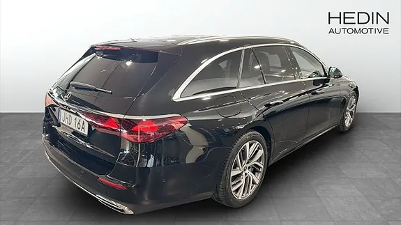 Mercedes-Benz E300 De 2025 photo 4