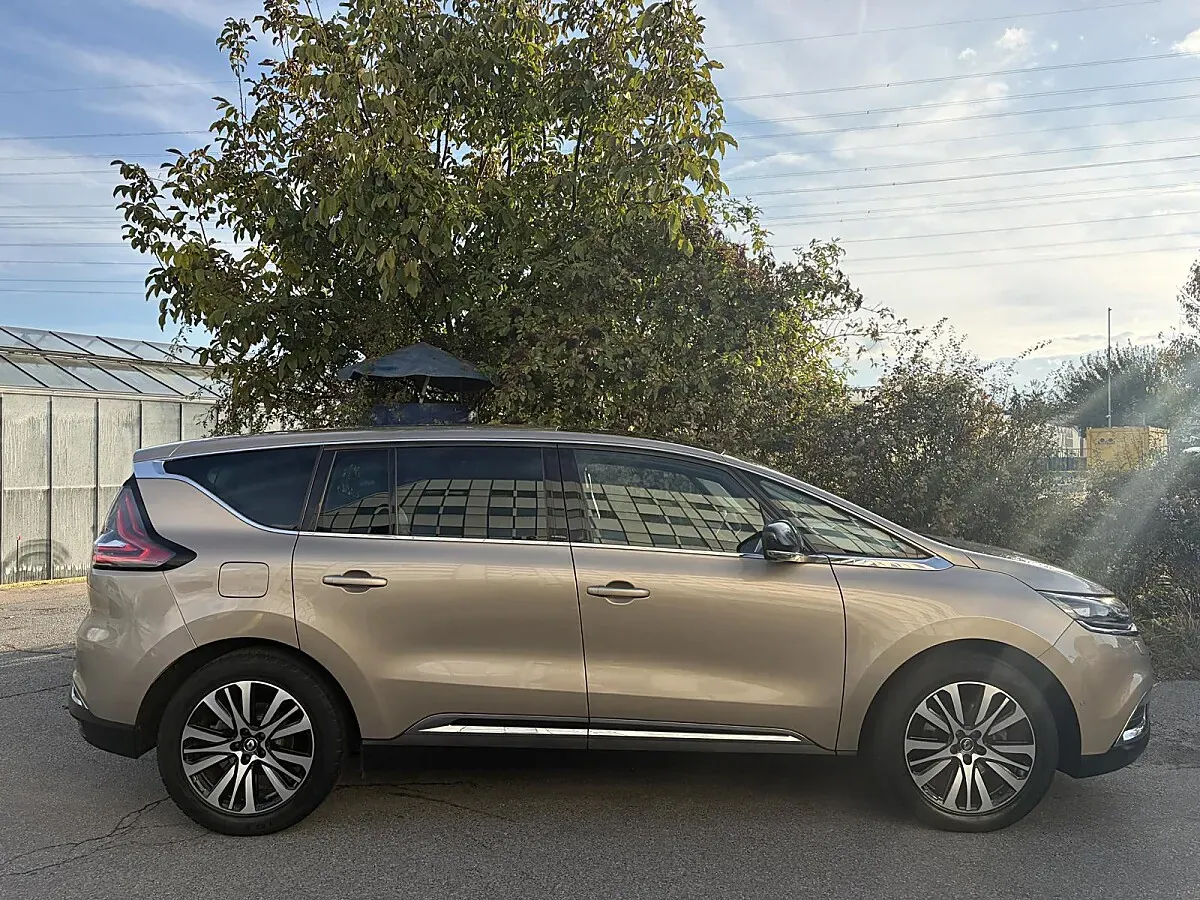 Renault Espace 2017 photo 2