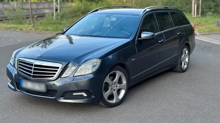 Mercedes-Benz E 200 Avantgarde