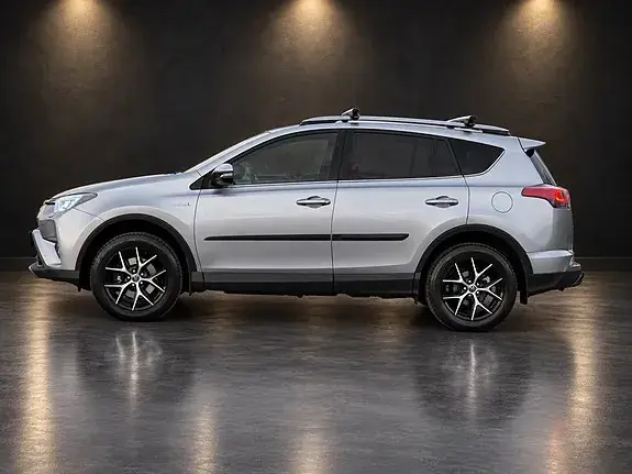 Toyota Rav4 2017 photo 5