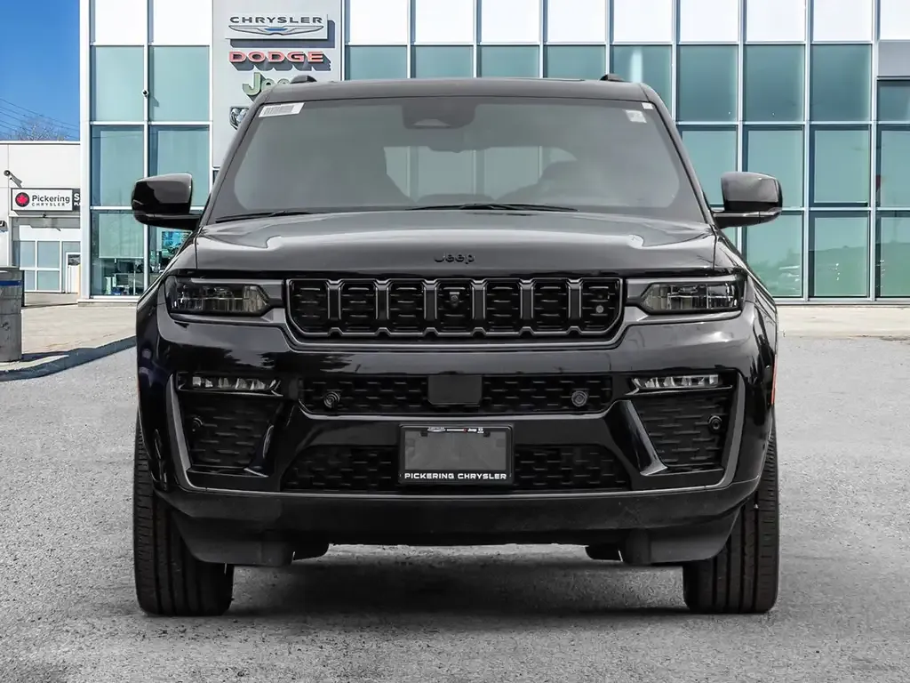 Jeep Grand Cherokee 2026 photo 2