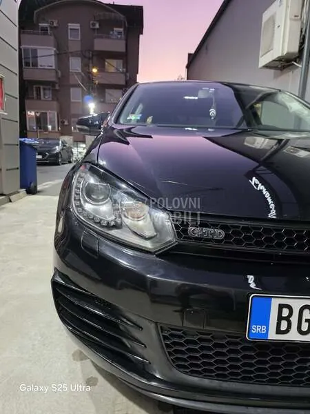 Volkswagen Golf 2010 photo 4
