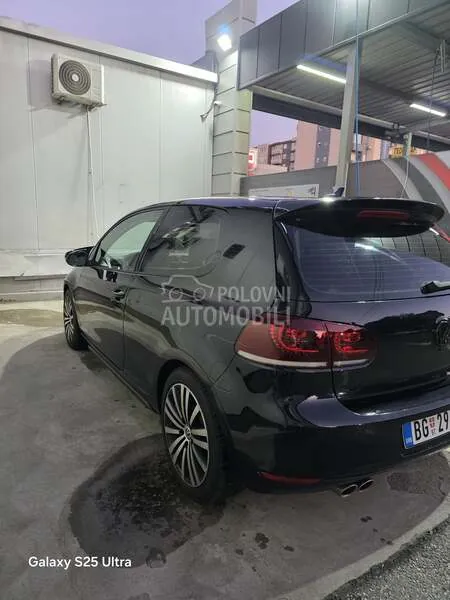 Volkswagen Golf 2010 photo 5