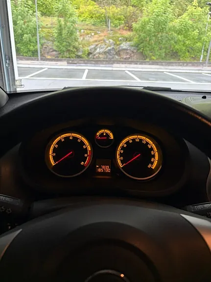 Opel Corsa 2011 photo 4