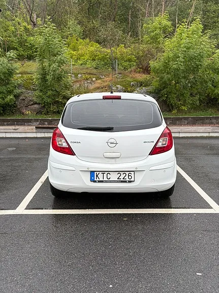 Opel Corsa 2011 photo 5