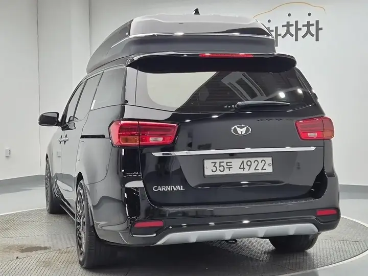 Kia Carnival 2019 photo 2