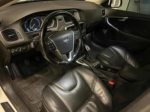 Volvo V40 2013 photo 4