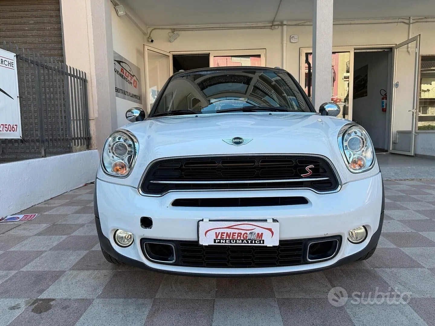 Mini Countryman 2015 photo 2
