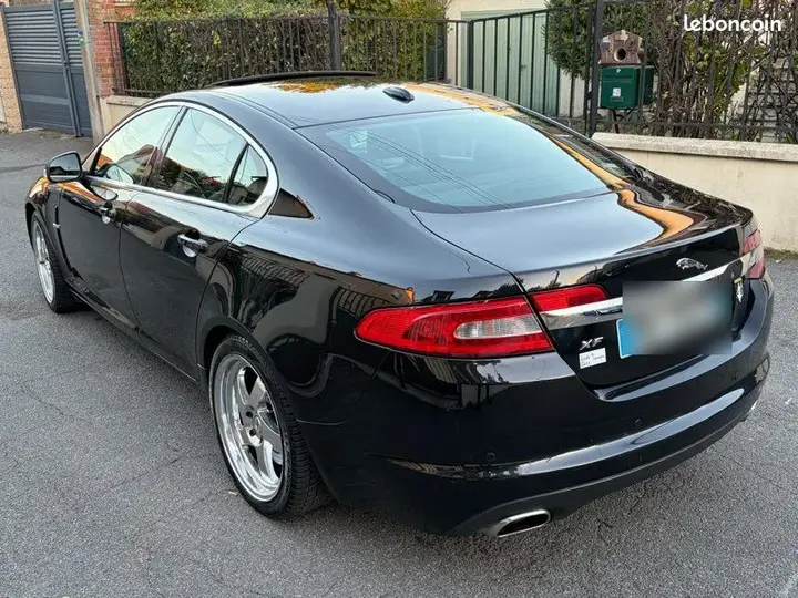 Jaguar Xf 2008 photo 2