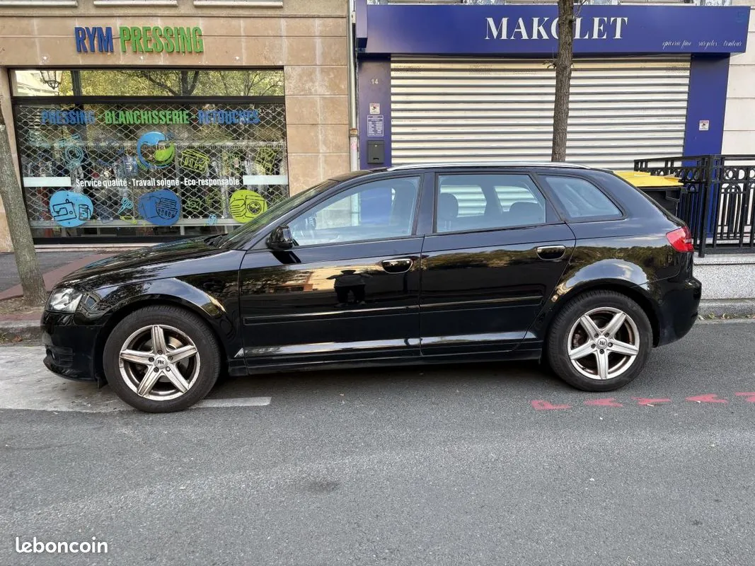 Audi A3 2011 photo 2