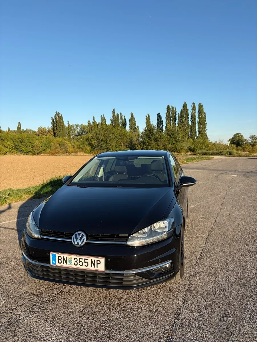 Volkswagen Golf 2018 photo 2