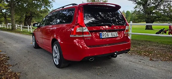 Volvo V70 2014 photo 2
