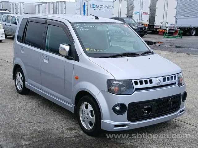 Nissan Otti
