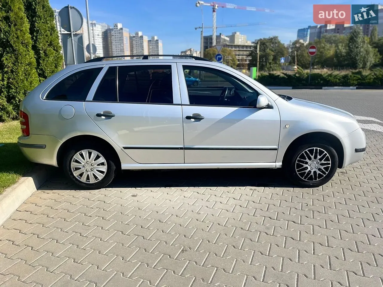 Skoda Fabia 2003 photo 2