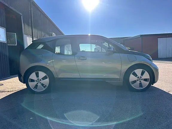 BMW I3 2016 photo 2